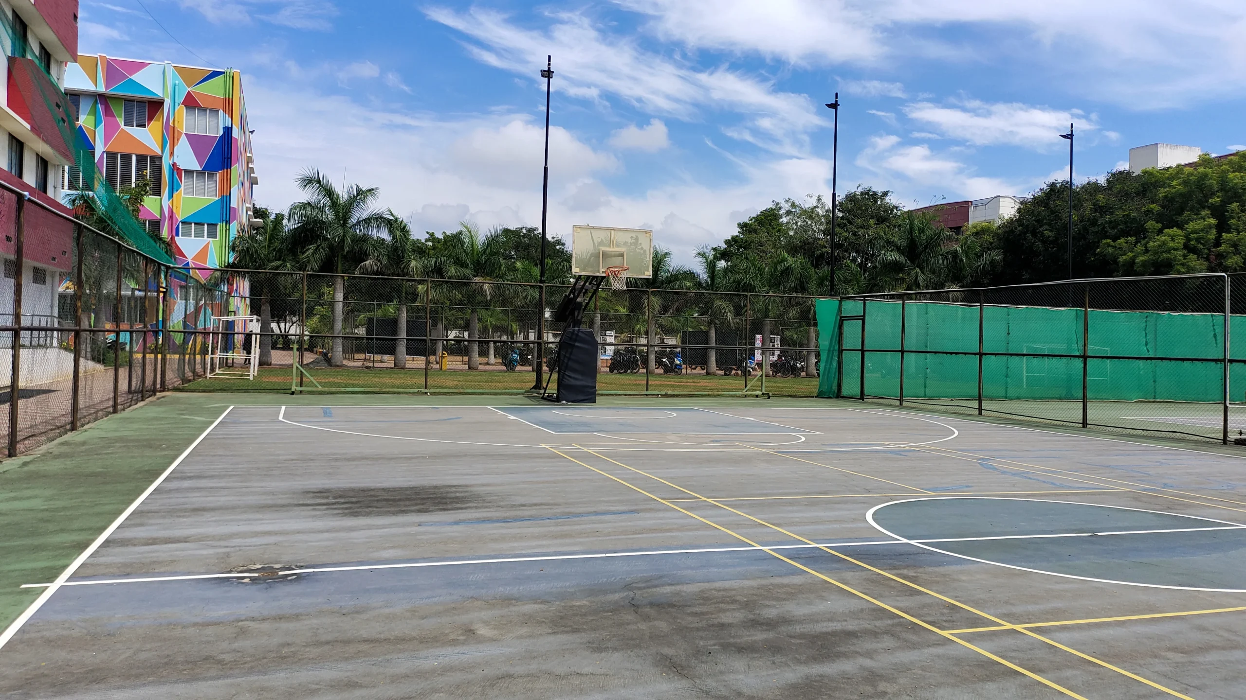SNS Basketball court